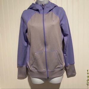 Nike women’s Therma-fit zip up hoodie